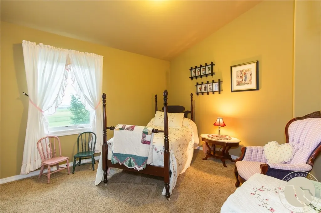 46 Rapelje Road Big Timber MT 59011