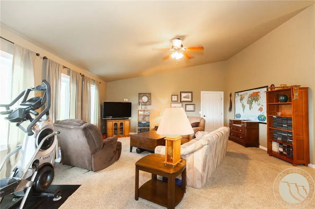 46 Rapelje Road Big Timber MT 59011