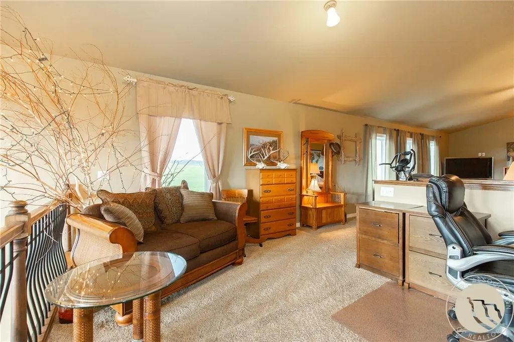 46 Rapelje Road Big Timber MT 59011