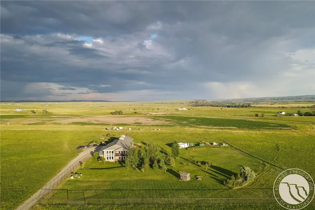 46 Rapelje Road Big Timber MT 59011