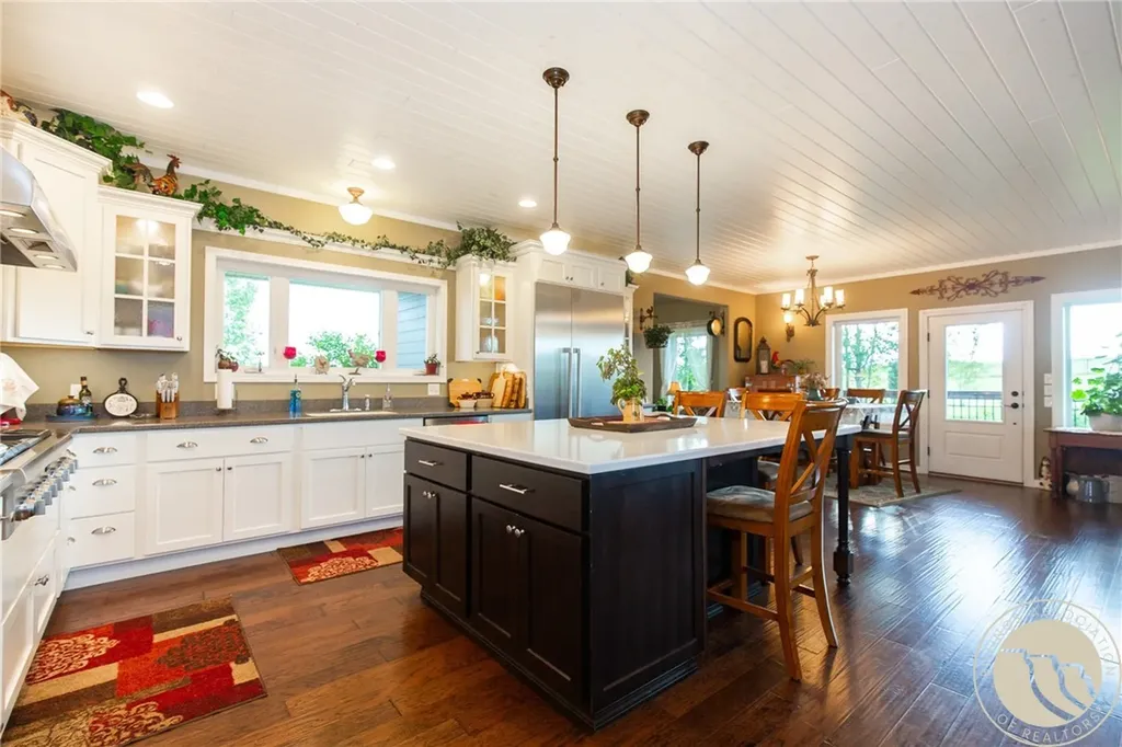 46 Rapelje Road Big Timber MT 59011