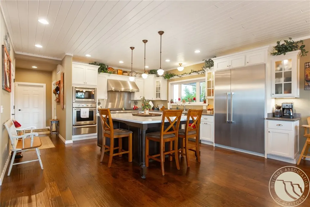 46 Rapelje Road Big Timber MT 59011