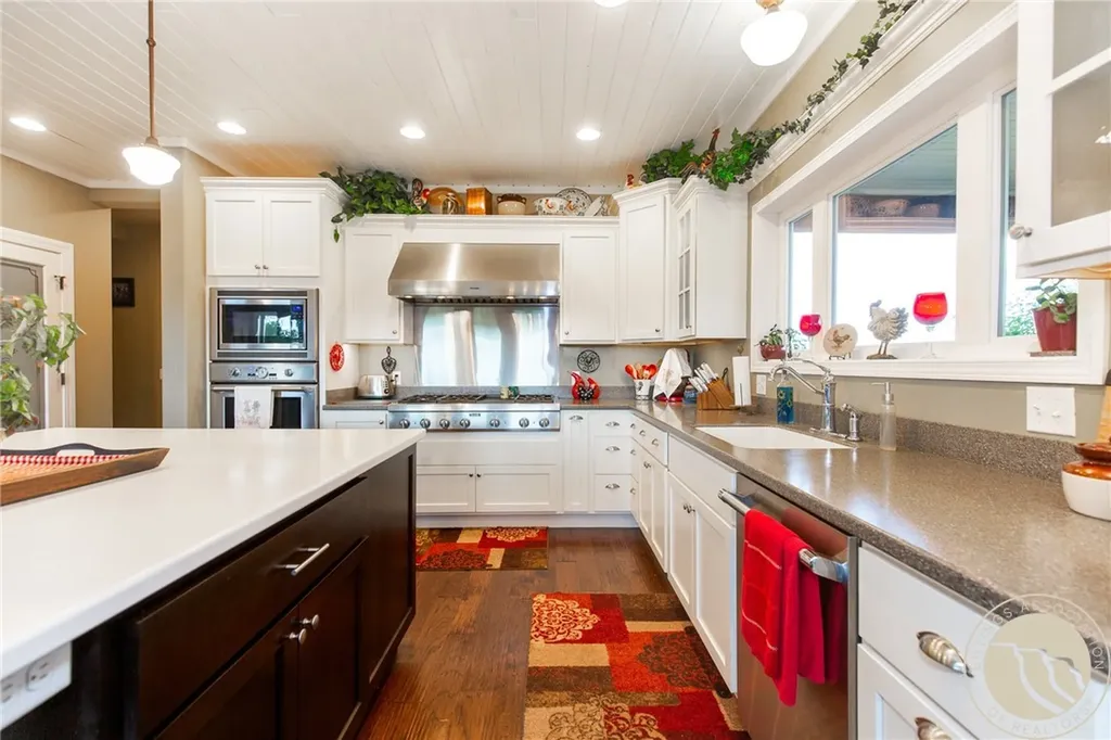 46 Rapelje Road Big Timber MT 59011