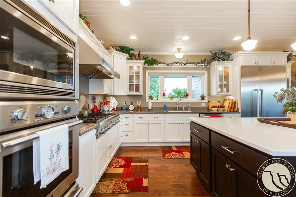 46 Rapelje Road Big Timber MT 59011