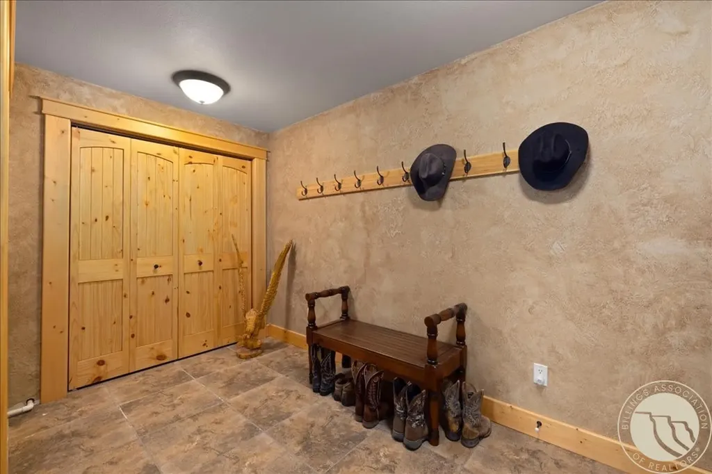 629 East Rosebud Road Roscoe MT 59071