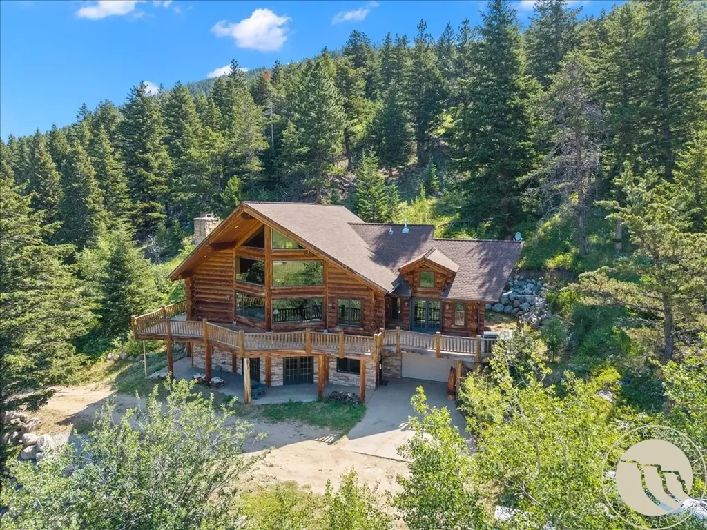 629 East Rosebud Road Roscoe MT 59071