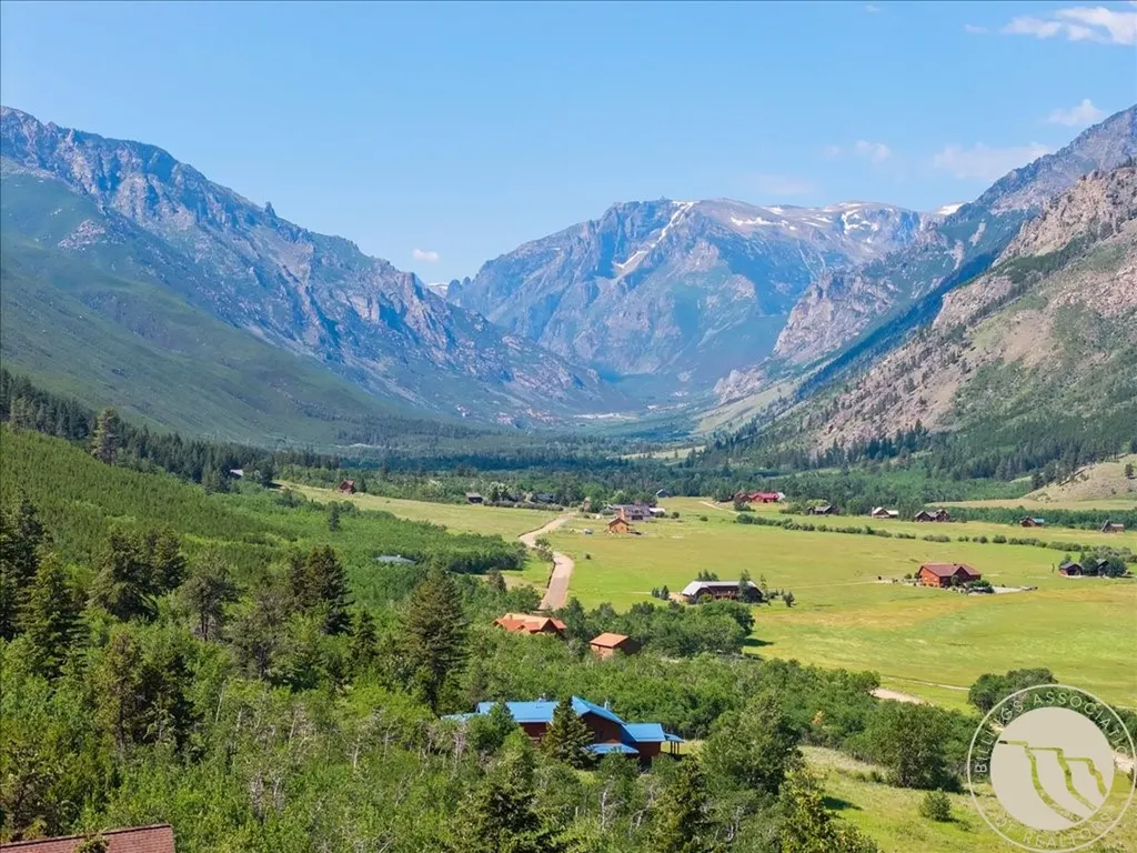 629 East Rosebud Road Roscoe MT 59071