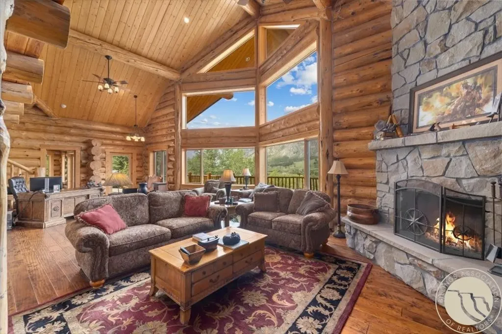629 East Rosebud Road Roscoe MT 59071
