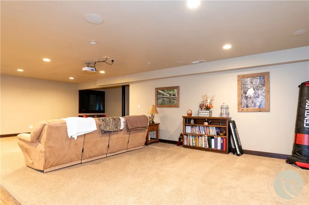 615 Labrador Drive Laurel MT 59044