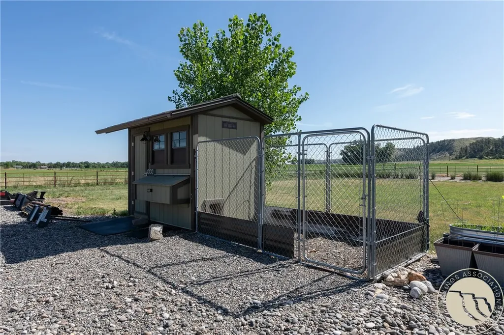 615 Labrador Drive Laurel MT 59044