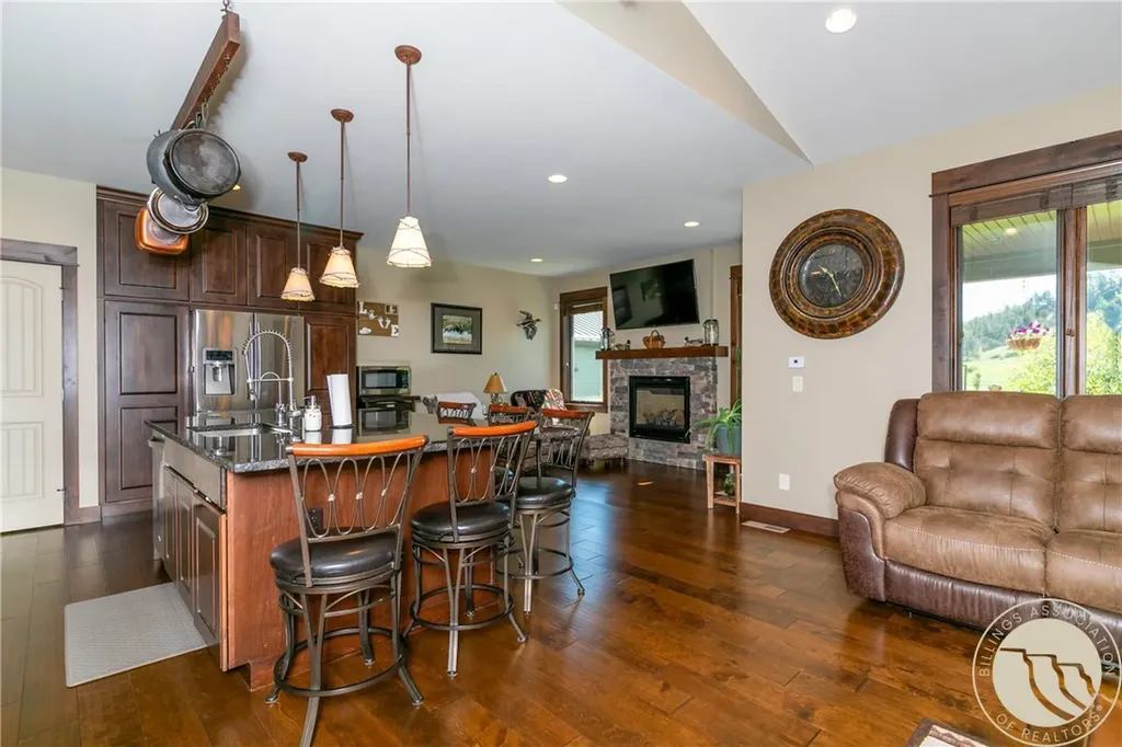 615 Labrador Drive Laurel MT 59044