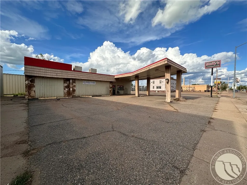 19 E Montana Avenue Baker MT 59313
