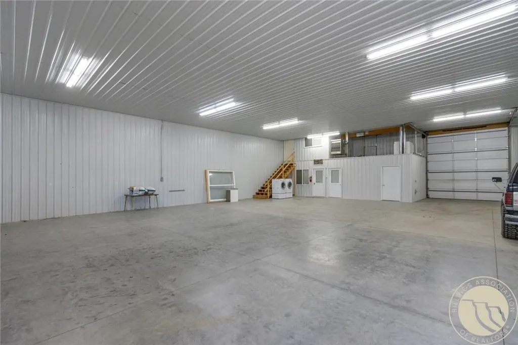 1655 1st Avenue S Unit #5 Columbus MT 59109