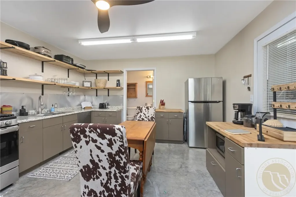 1655 1st Avenue S Unit #5 Columbus MT 59109