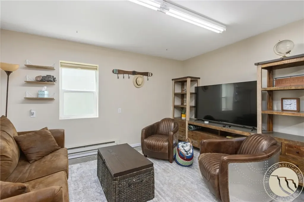 1655 1st Avenue S Unit #5 Columbus MT 59109