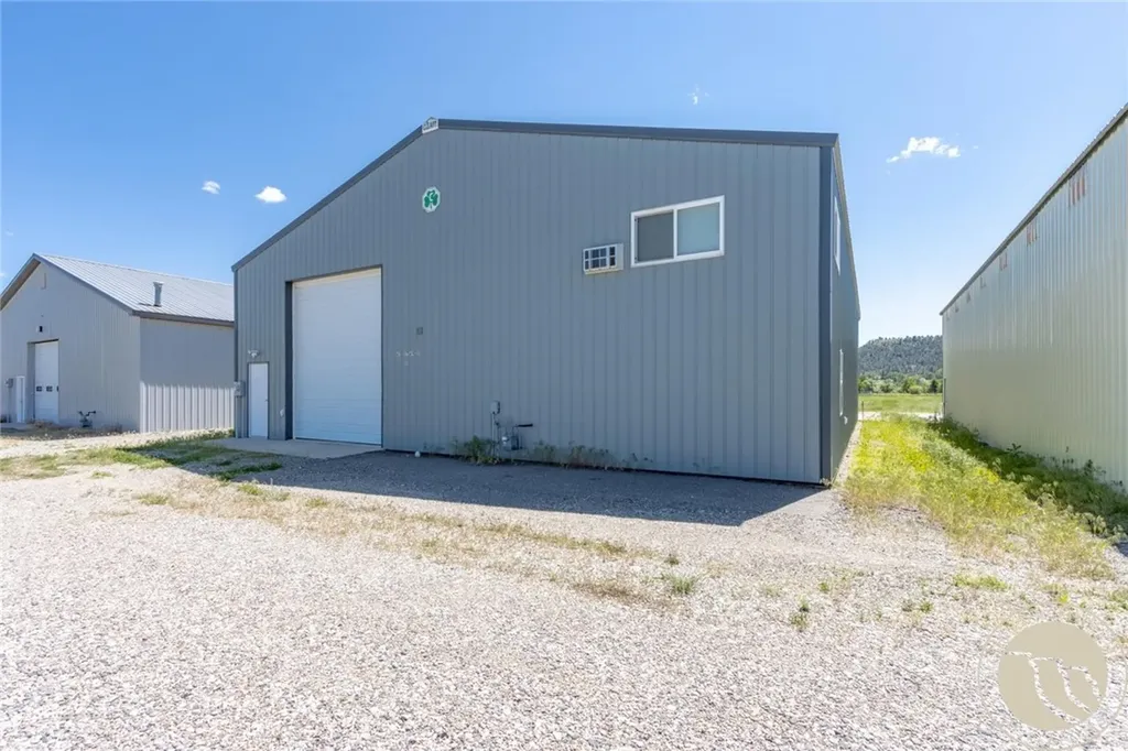 1655 1st Avenue S Unit #5 Columbus MT 59109