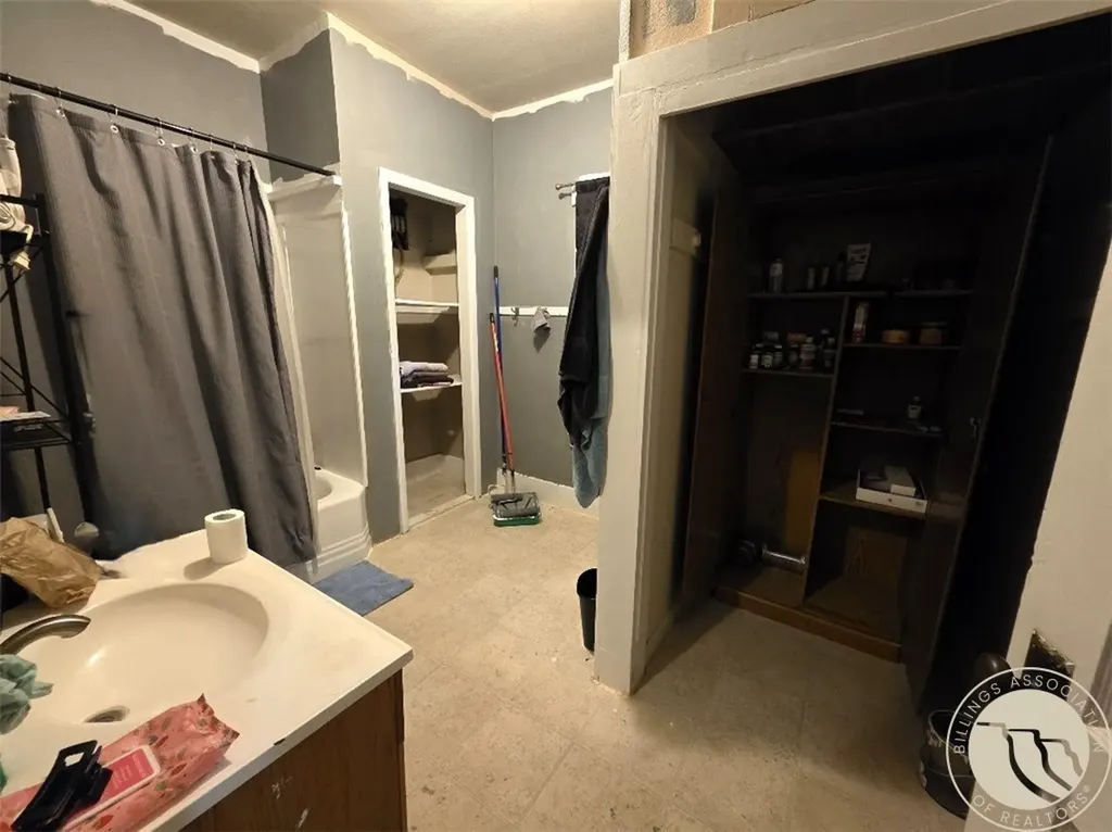 2644 Rimrock Road Billings MT 59102