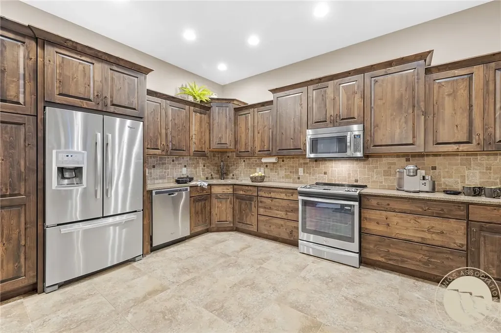 5650 Canyonwoods Drive Billings MT 59106