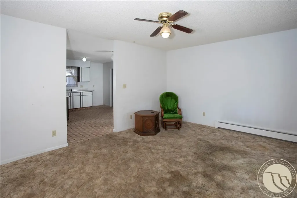 204 N Lewis Avenue Hardin MT 59034