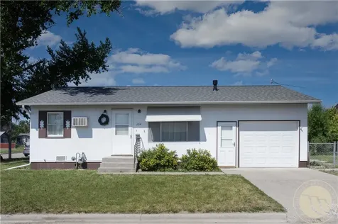 204 N Lewis Avenue Hardin MT 59034