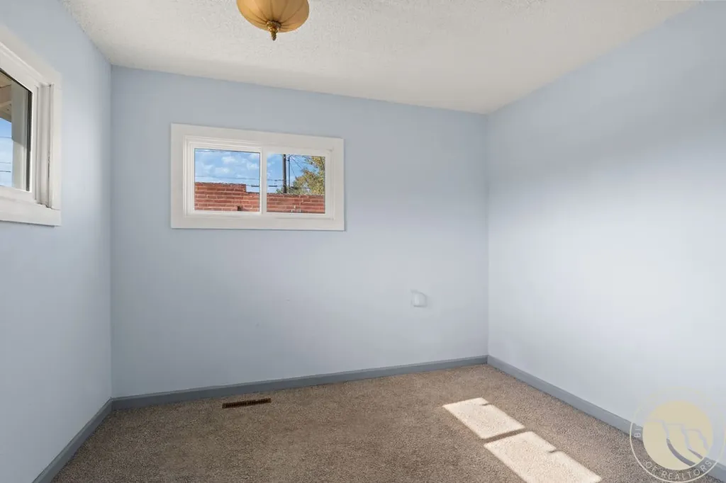 637 3rd Street W Hardin MT 59034
