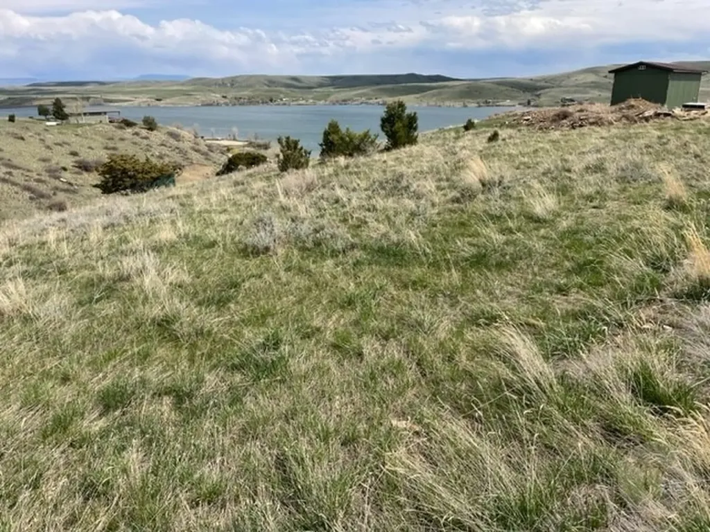 Tbd Sam's Retreat Lower Lot Roberts MT 59013