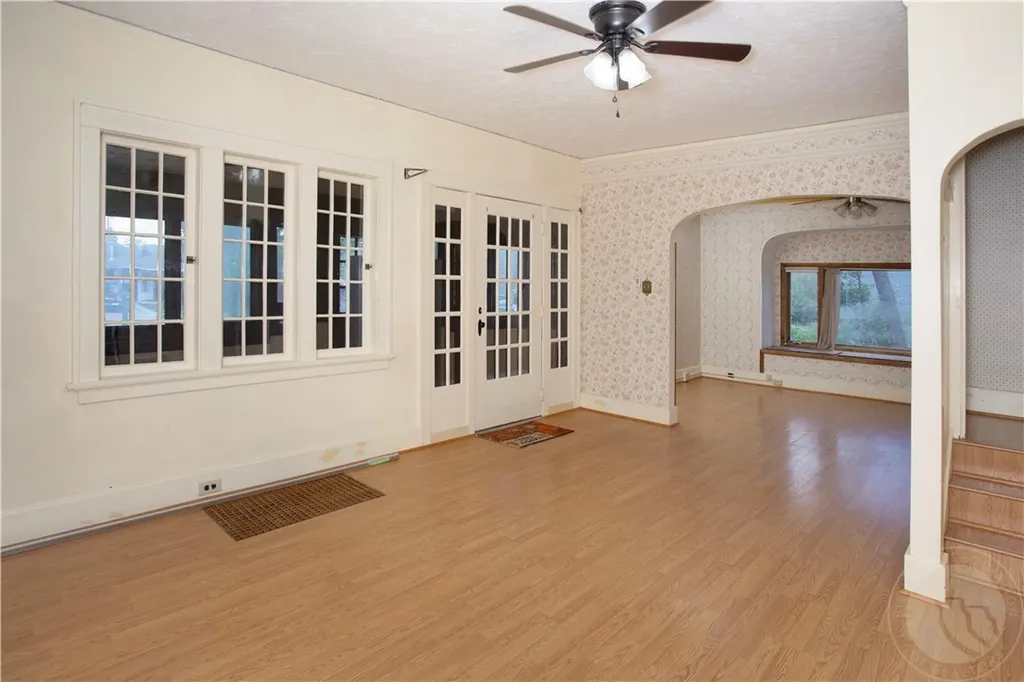 416 N Cody Avenue Hardin MT 59034