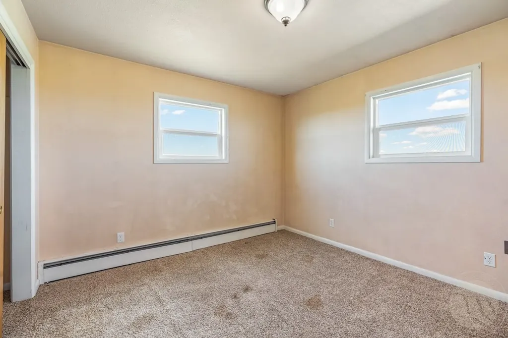 1036 Davis Road Hardin MT 59034