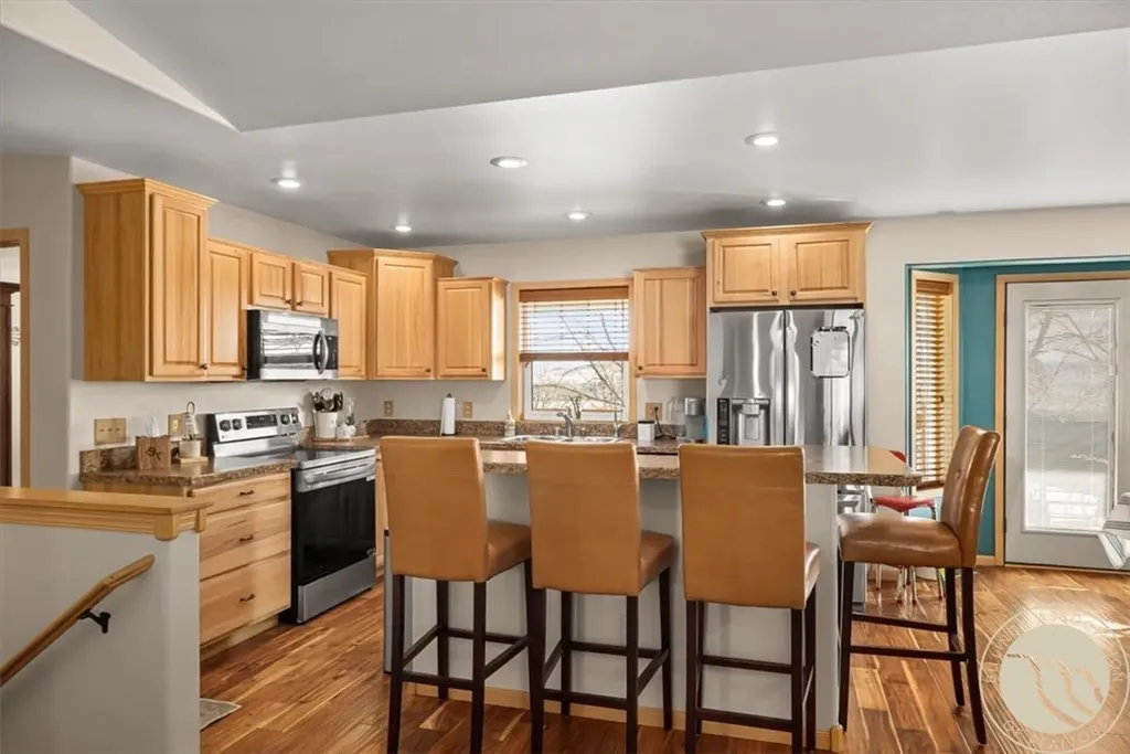 1191 Chipper Lane Huntley MT 59037