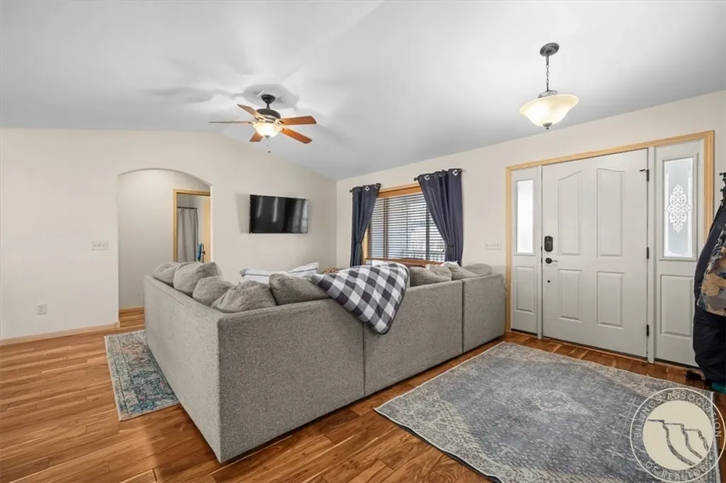 1191 Chipper Lane Huntley MT 59037