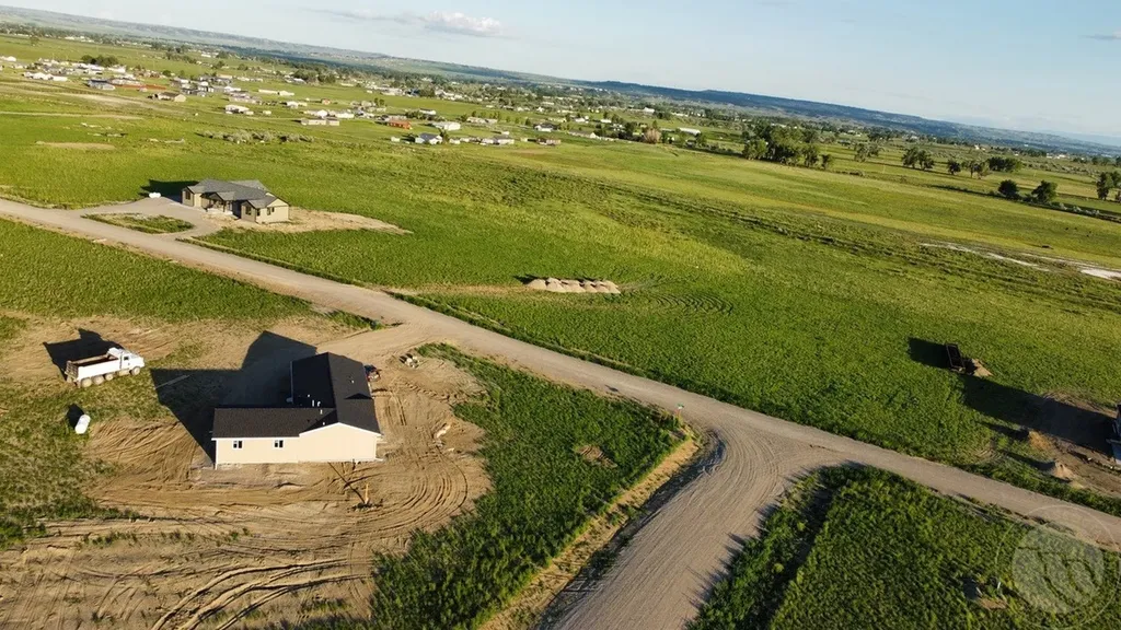 L1B1 High Noon Drive Shepherd MT 59079