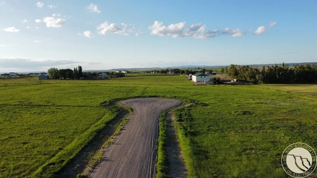 L3B4 Trumbo Circle Shepherd MT 59079