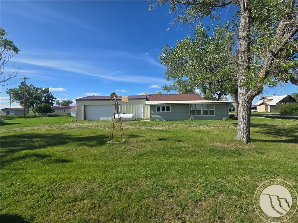 313 S Teigen Avenue Winnett MT 59087
