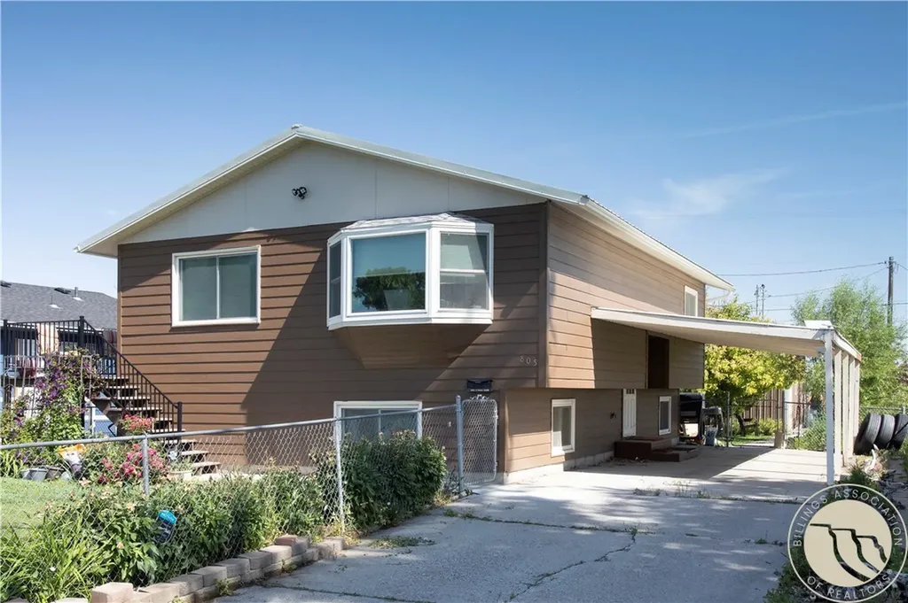 805 2nd W Hardin MT 59034