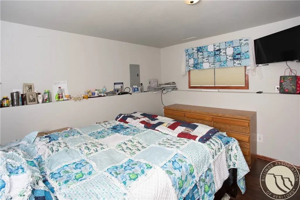 805 2nd W Hardin MT 59034