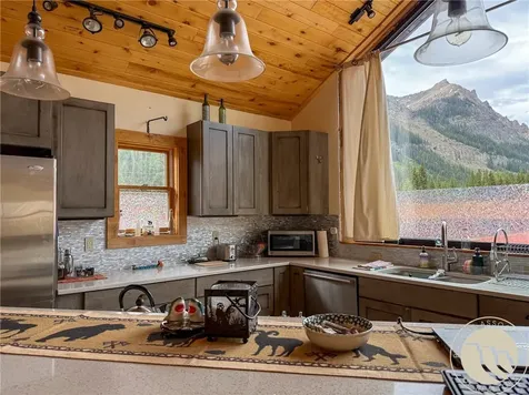 113 Main Street W Cooke City MT 59020