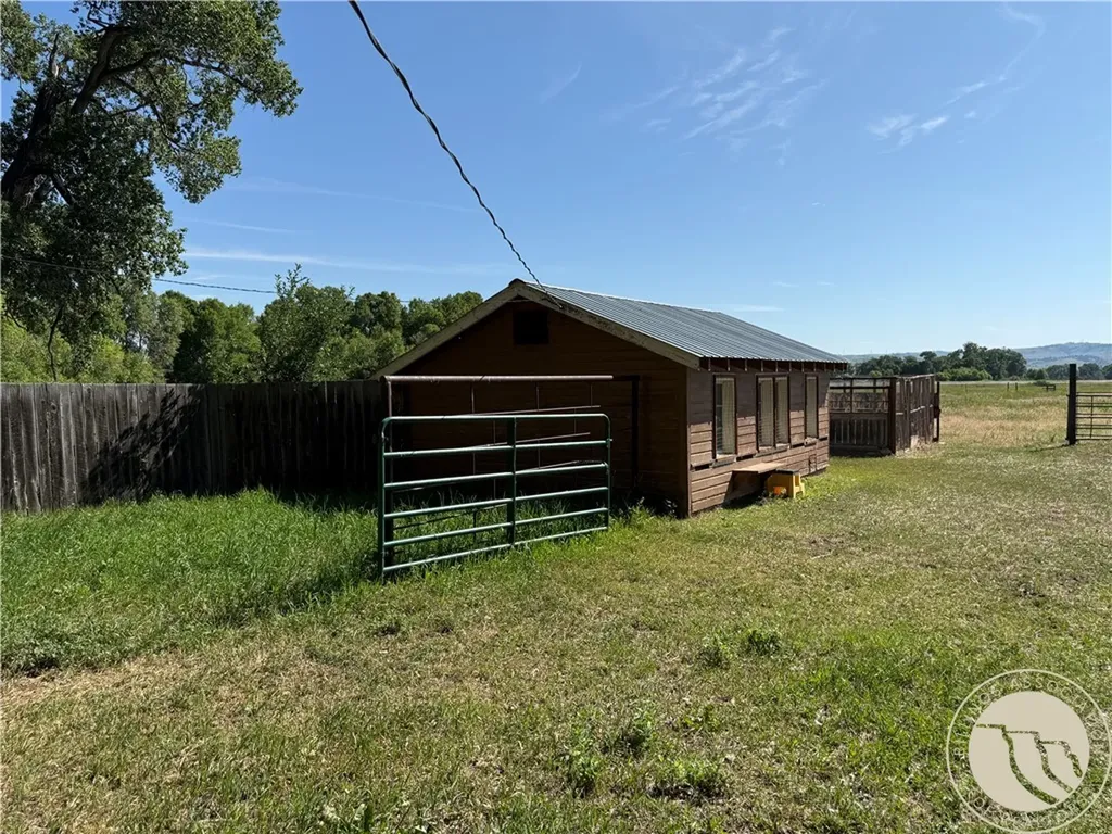 16 Powder Horn Ranch Big Timber MT 59011