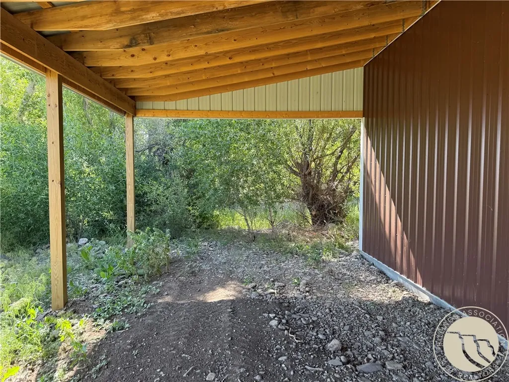 16 Powder Horn Ranch Big Timber MT 59011
