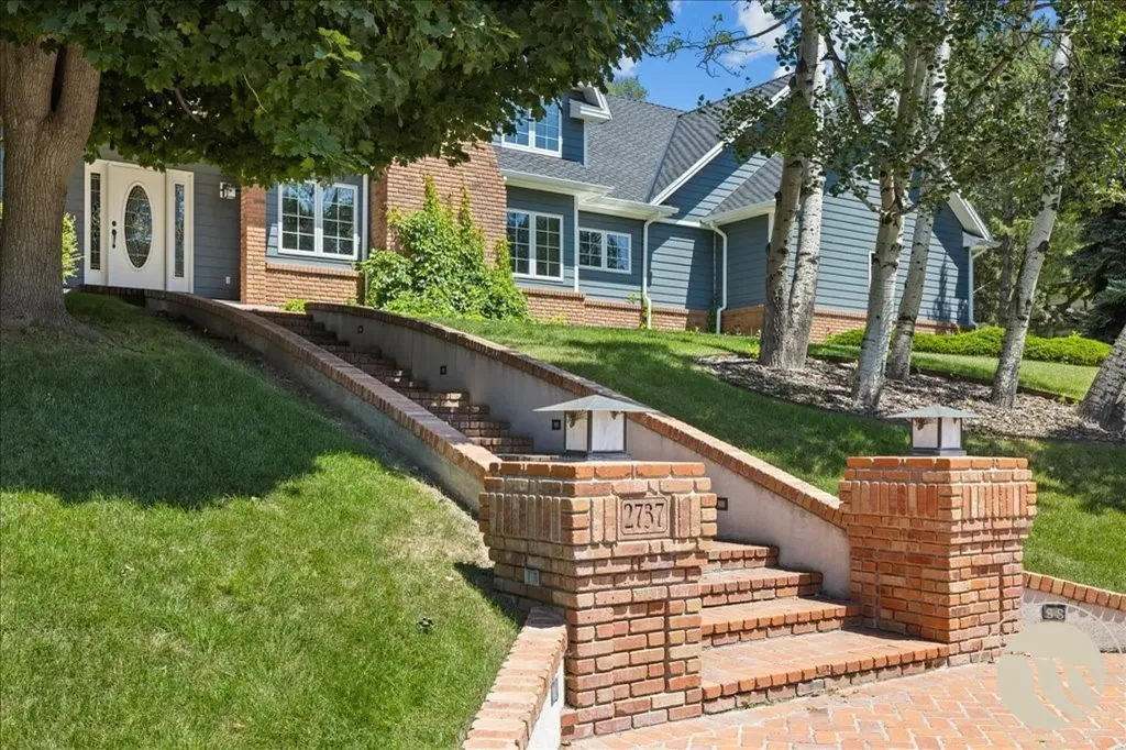 2737 Gregory Drive N Billings MT 59102