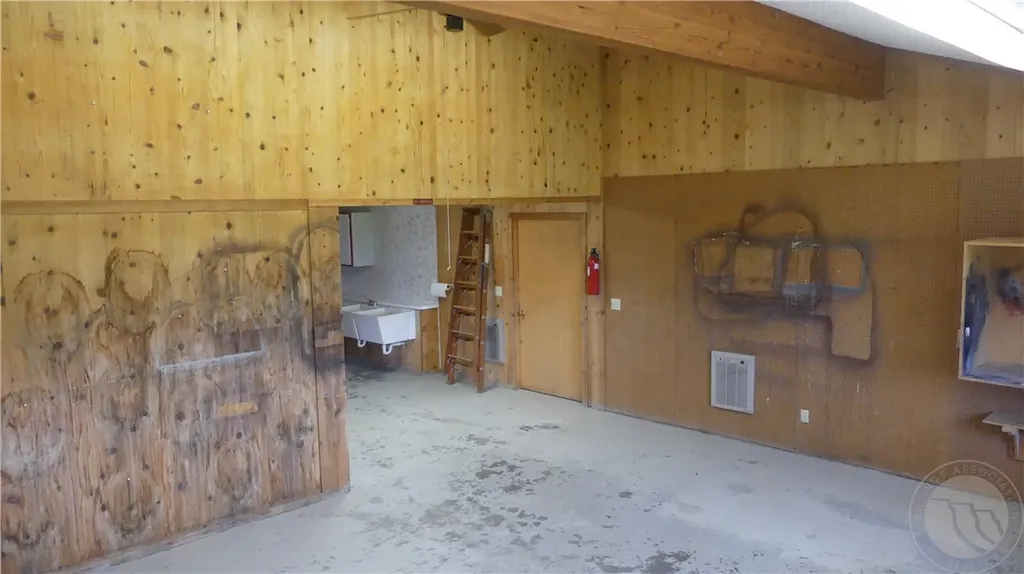 519 W 1st Big Timber MT 59011