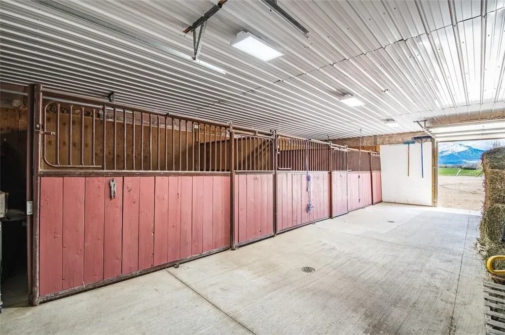 15 Two Willow Lane Red Lodge MT 59068