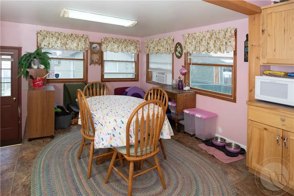 107 N Crawford Avenue Hardin MT 59034