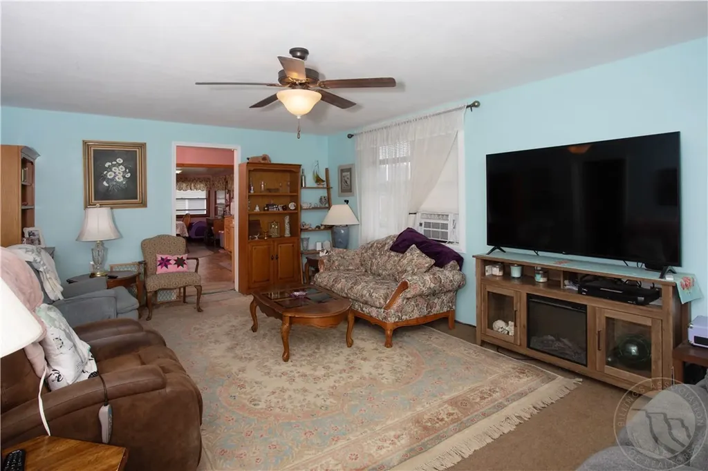 107 N Crawford Avenue Hardin MT 59034