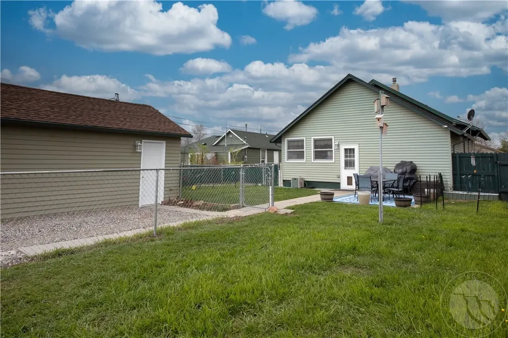 107 N Crawford Avenue Hardin MT 59034
