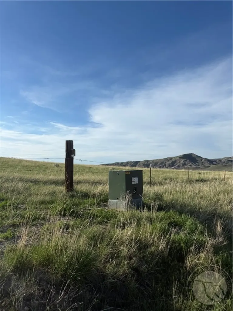 44 Five Mile Creek Road Edgar MT 59026