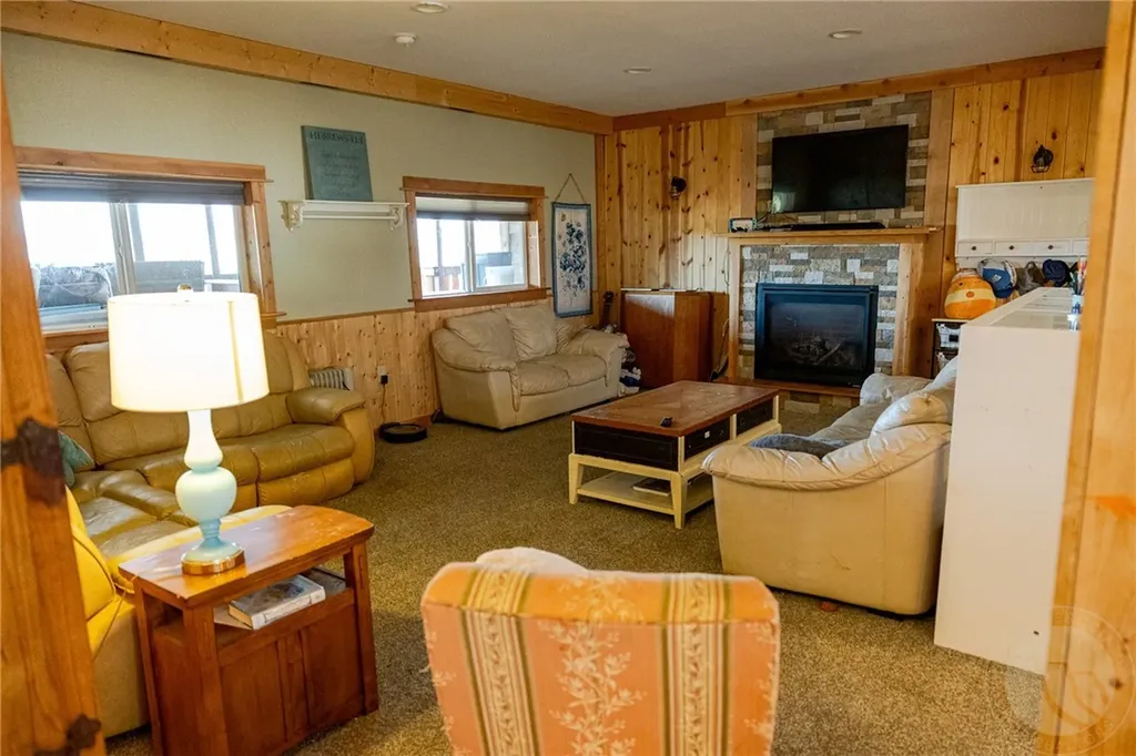 88 Lower Deer Creek Road Big Timber MT 59011