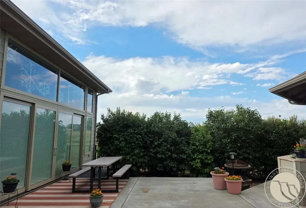 7623 N Leopard Avenue Billings MT 59106