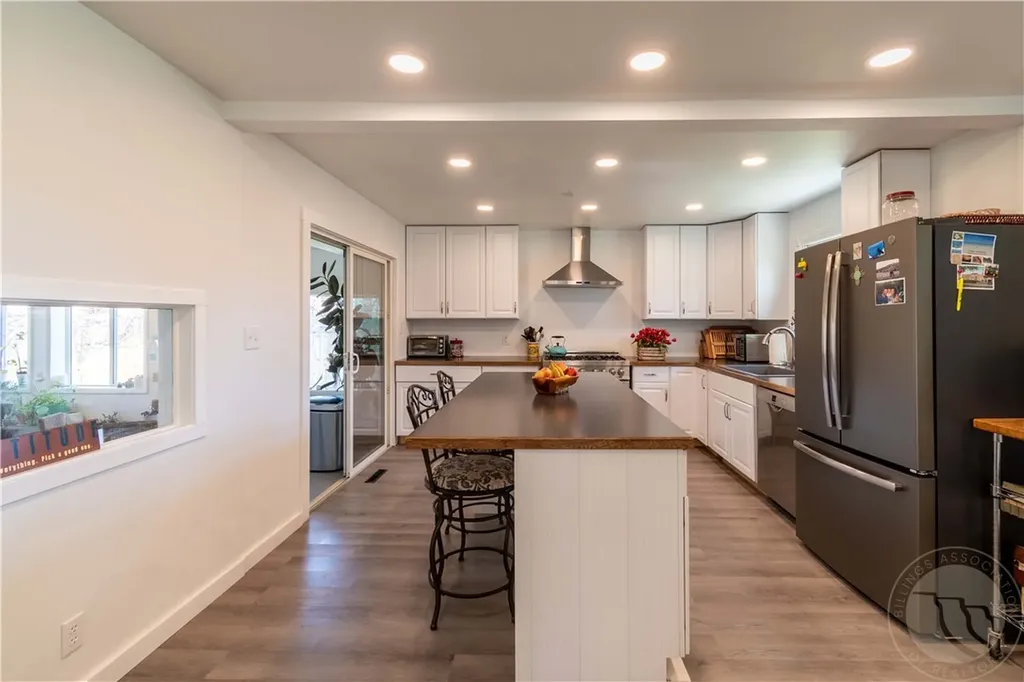 119 W 8th Avenue Big Timber MT 59011