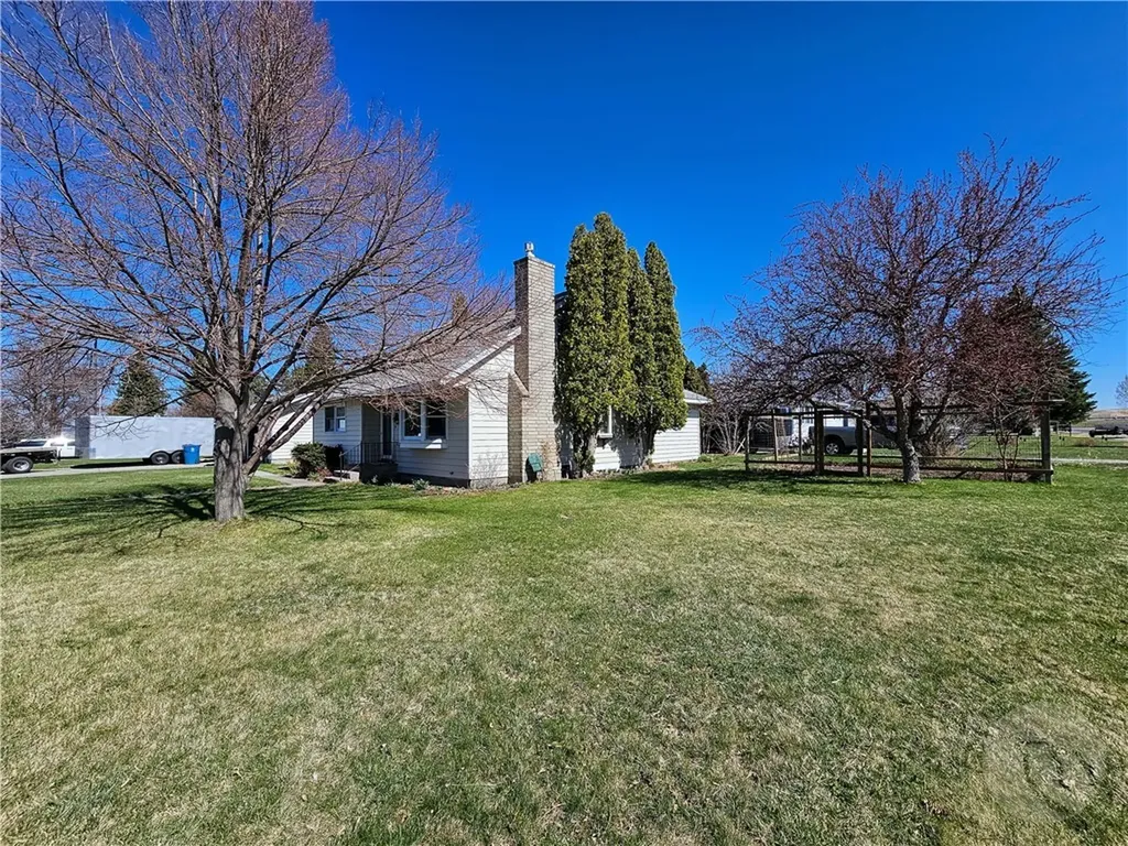 119 W 8th Avenue Big Timber MT 59011