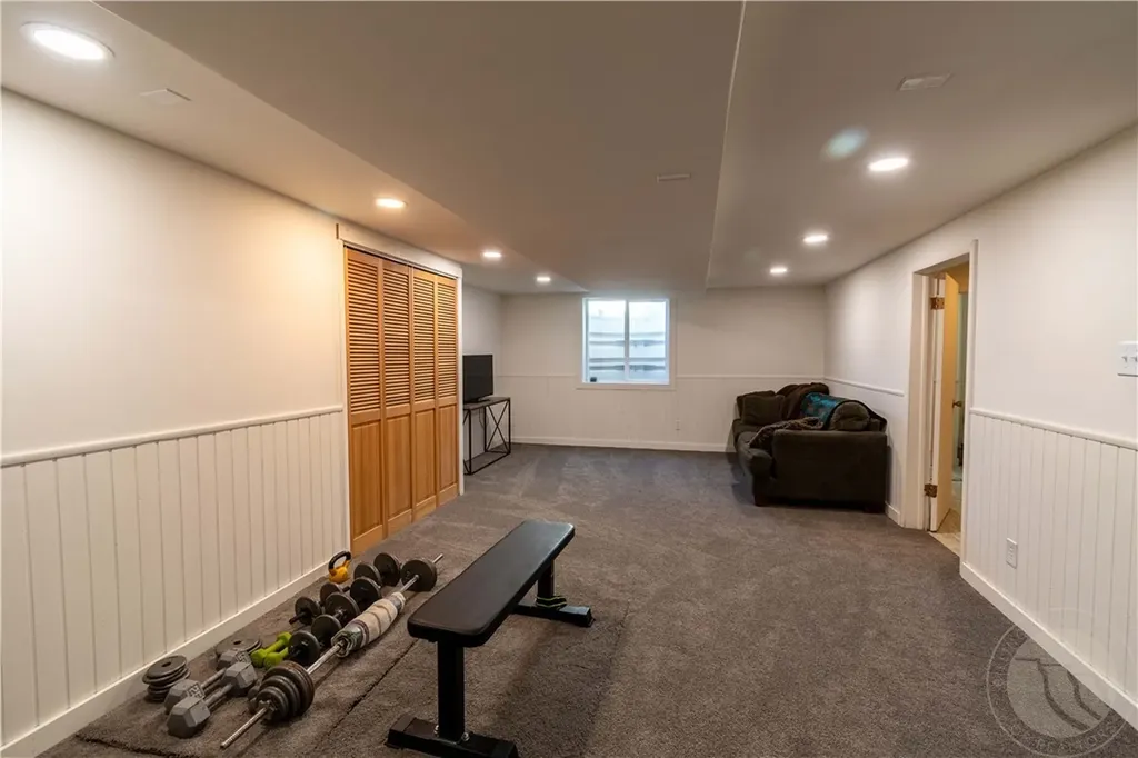 119 W 8th Avenue Big Timber MT 59011